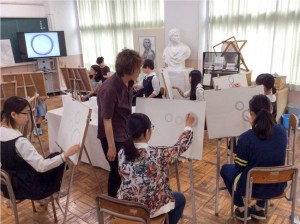 ICTを活用した授業体験や、東京藝大卒の美術教諭が楽しくデッサンの基礎を教える講座を開催します！