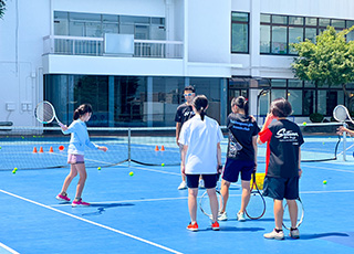 学校施設見学、クラブ活動見学・体験は随時受け付けております