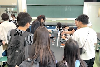 中学受験生向けに学校説明会を行いました