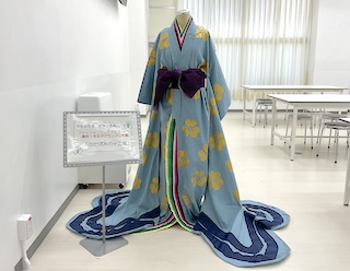 ファッションコンテストグランプリ作品を展示しております！
