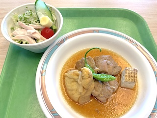 カフェテリアより新メニューのお知らせ！